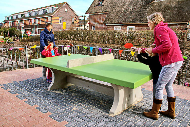 Opening en ingebruikname van het vernieuwde terras van het HUIS van ALLES in Driebruggen_25